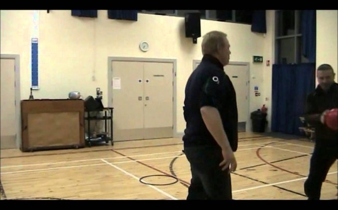 Antrim GAA: All Skilled Up workshop for U8 coaches: Bounching