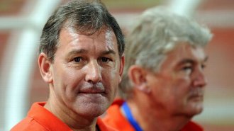 Bryan Robson and Steve Darby at Thailand