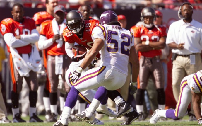 Top 10 Asian Football Players